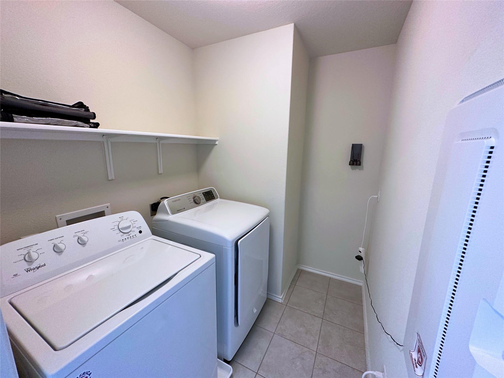 1050 Kenney Fort Xing # 16, Round Rock, TX 78665