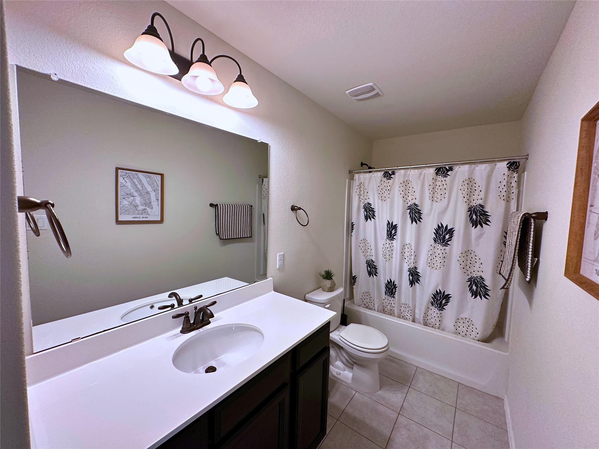 1050 Kenney Fort Xing # 16, Round Rock, TX 78665