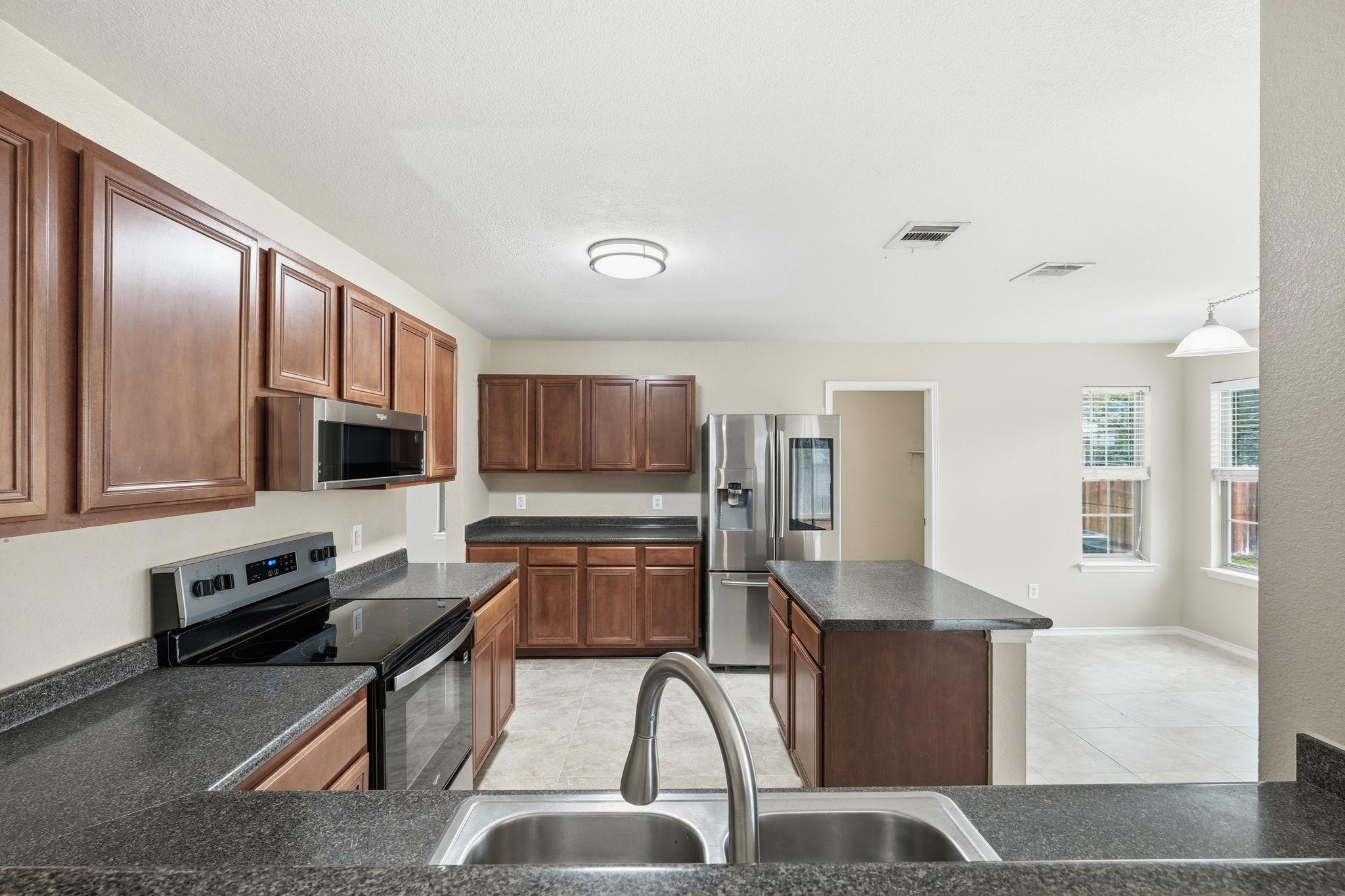 509 Castebar Dr, Round Rock, TX 78664