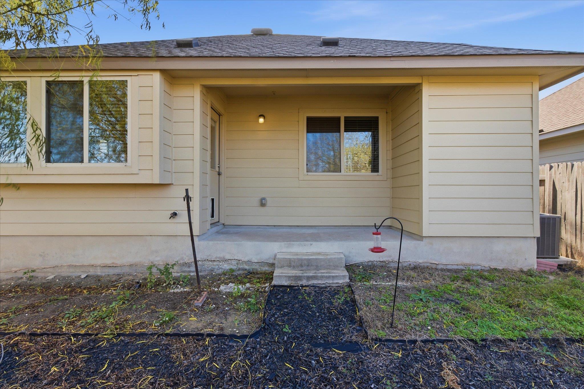 514 Nautical Loop, Kyle, TX 78640