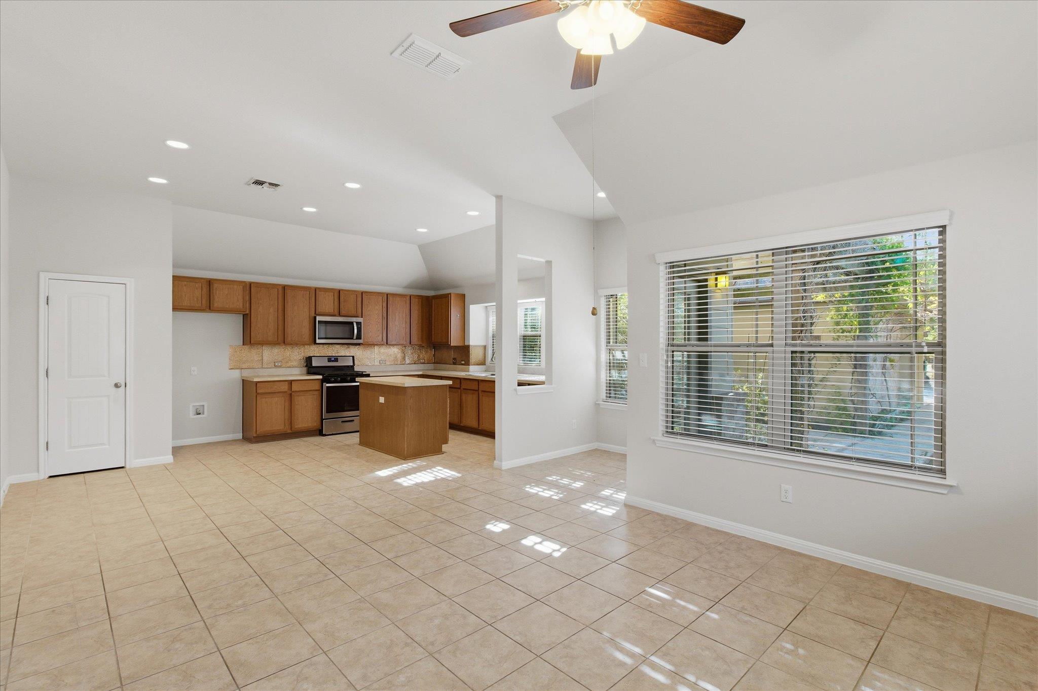 514 Nautical Loop, Kyle, TX 78640