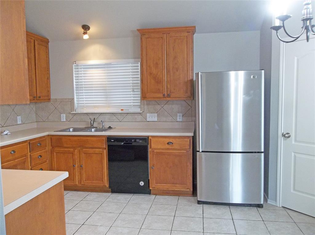 110 Fossil Trl, Leander, TX 78641