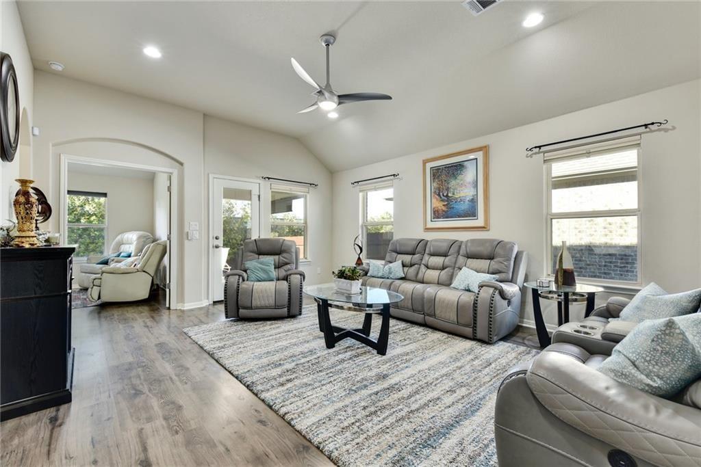 8313 Angelo Loop, Round Rock, TX 78665