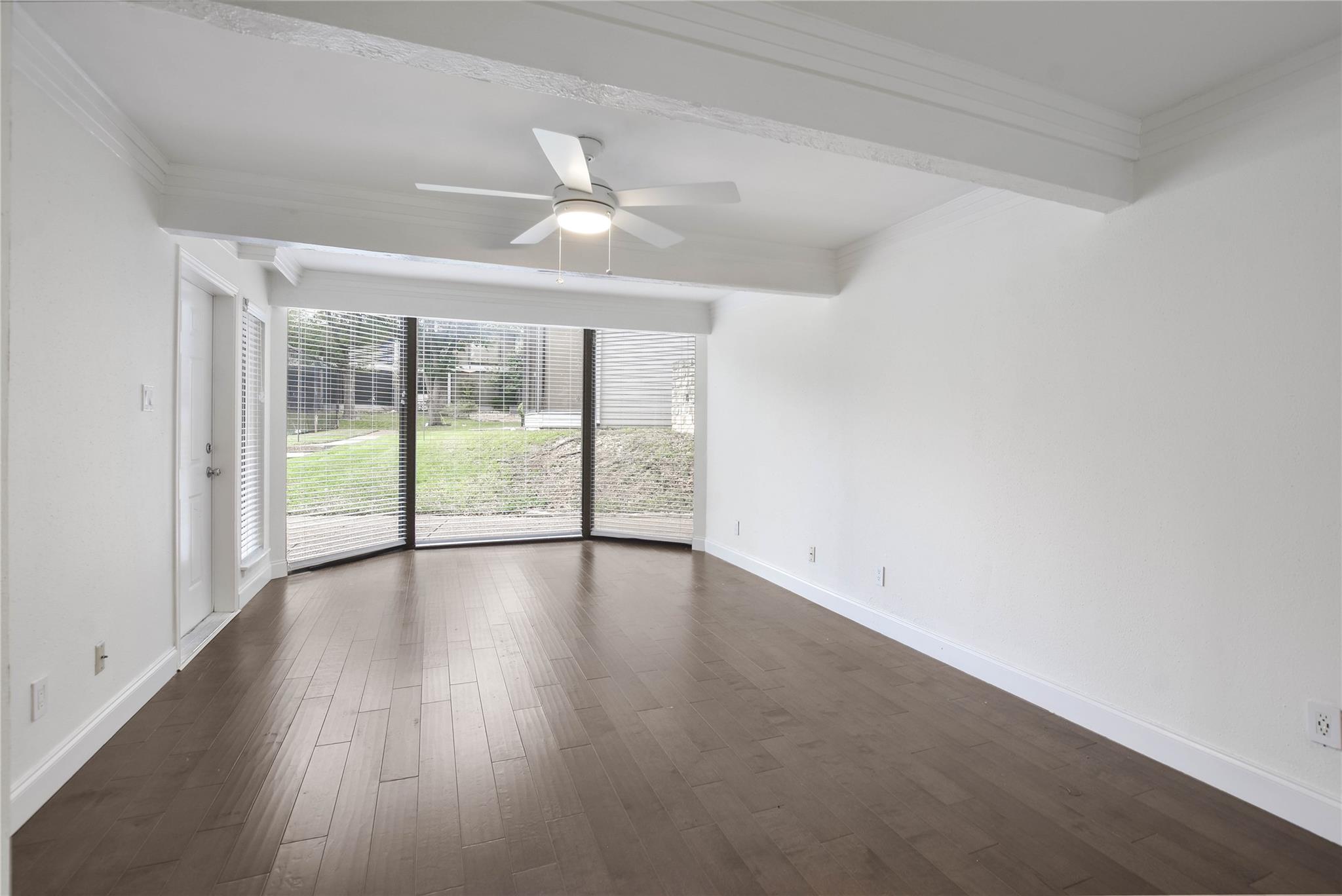 195 World Of Tennis Sq, Lakeway, TX 78738