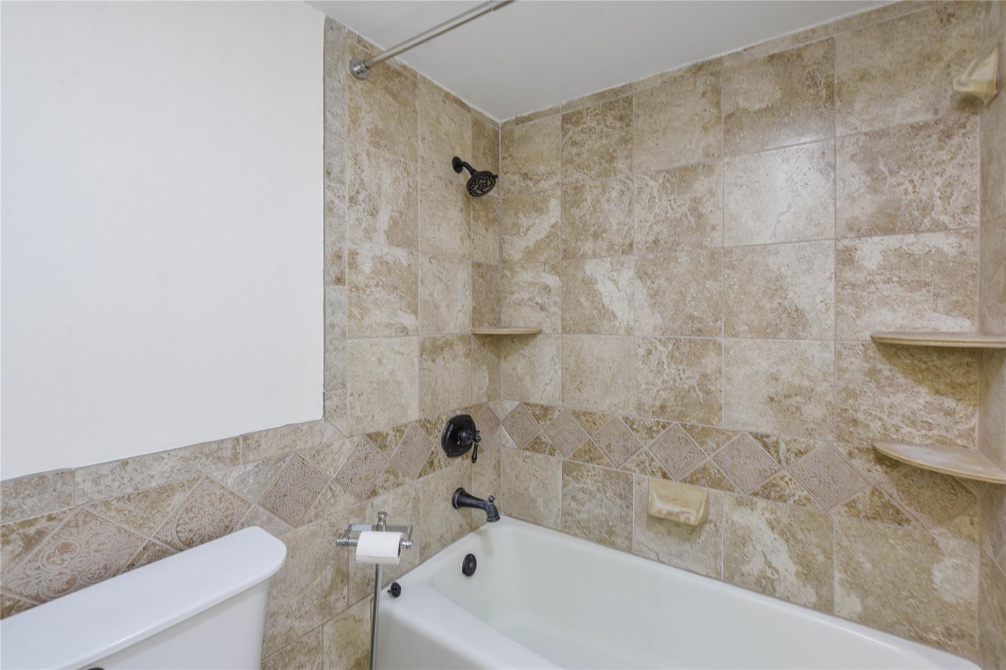 195 World Of Tennis Sq, Lakeway, TX 78738