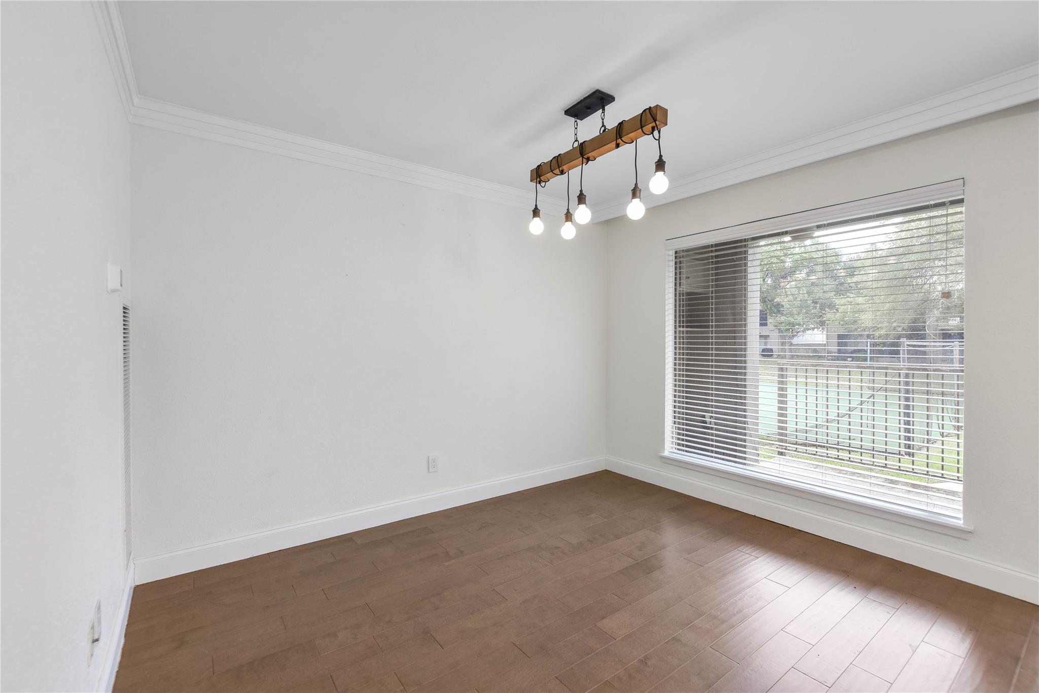 195 World Of Tennis Sq, Lakeway, TX 78738