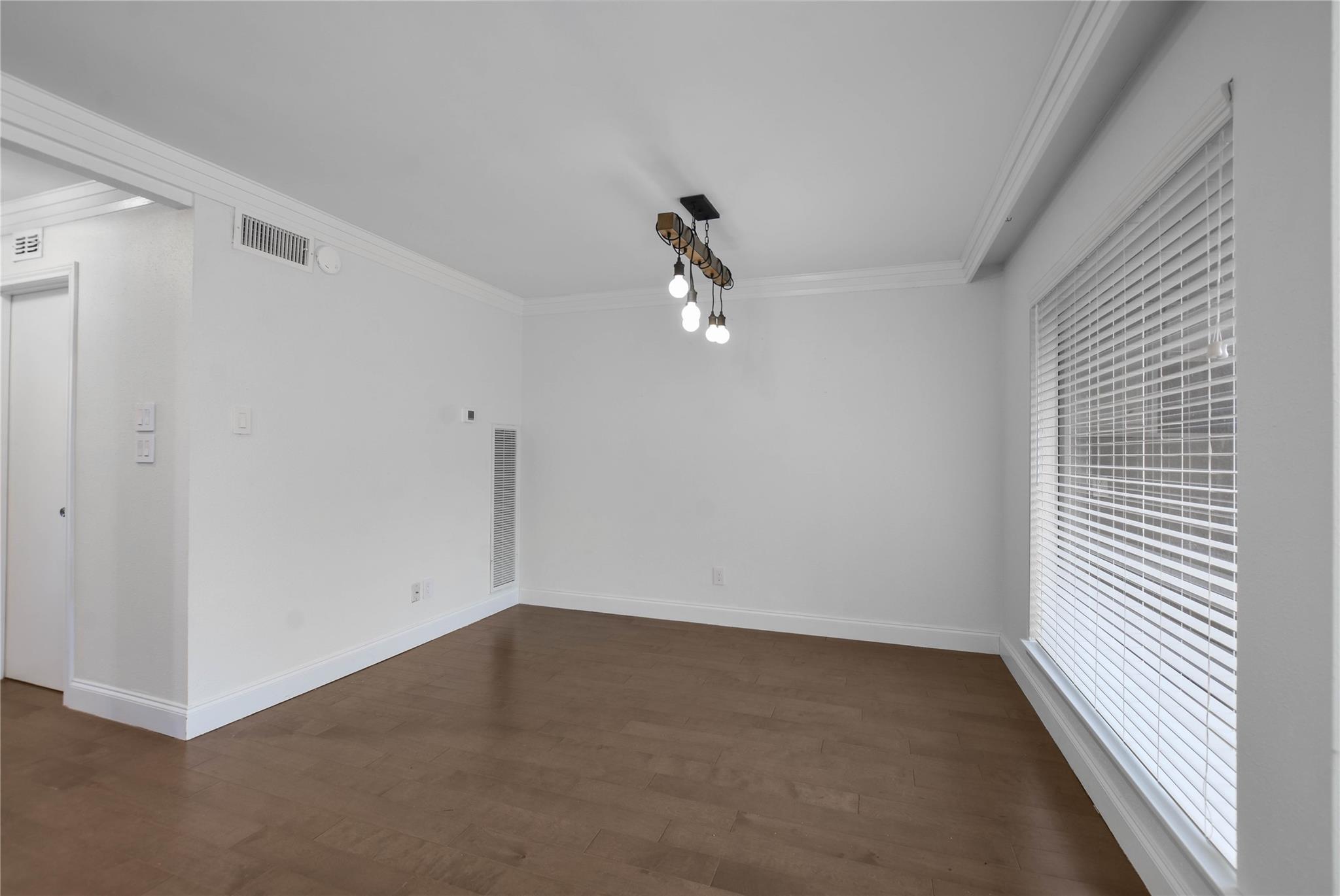 195 World Of Tennis Sq, Lakeway, TX 78738