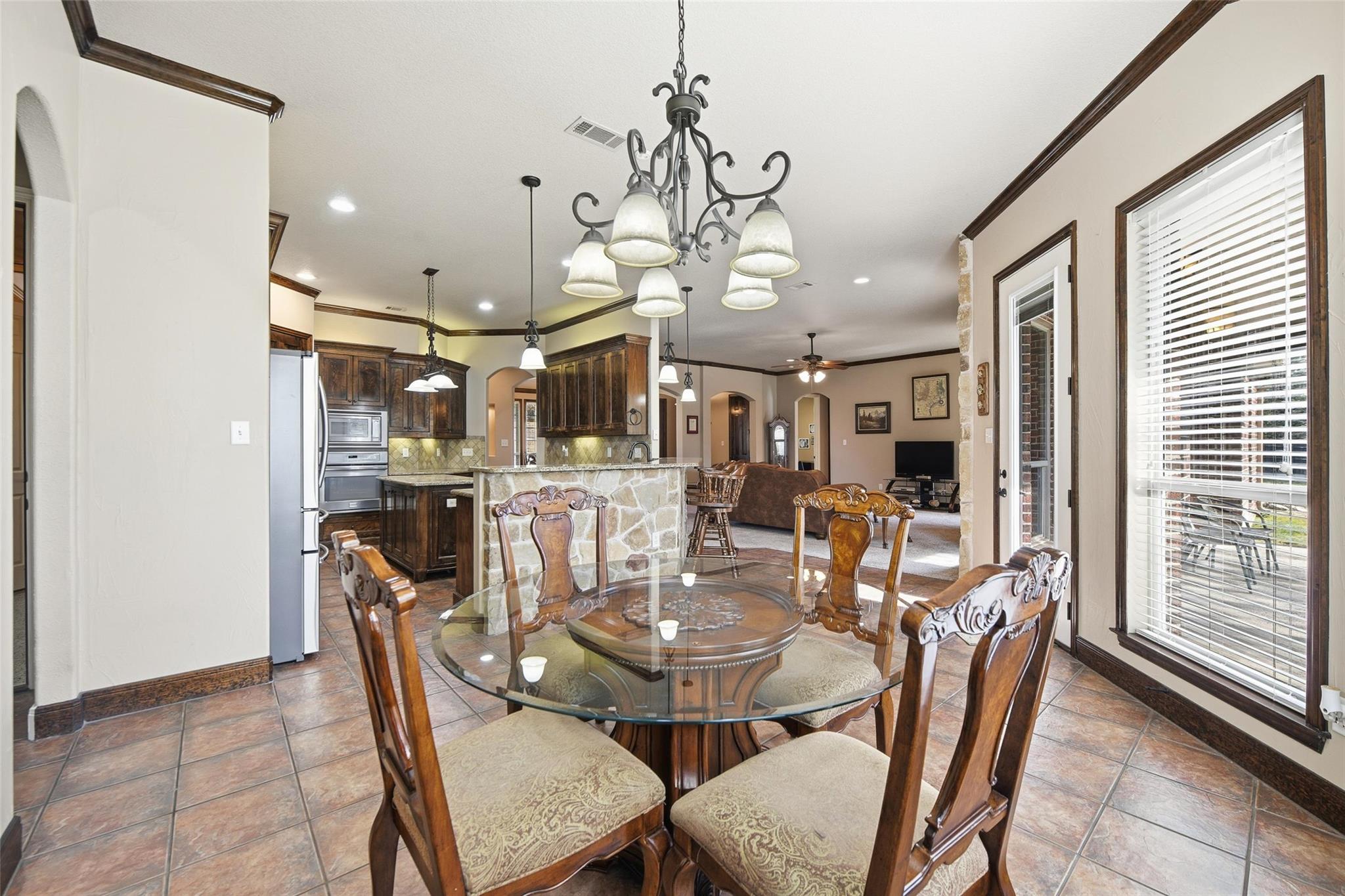 121 Hidden Creek Loop, Weatherford, TX 76085