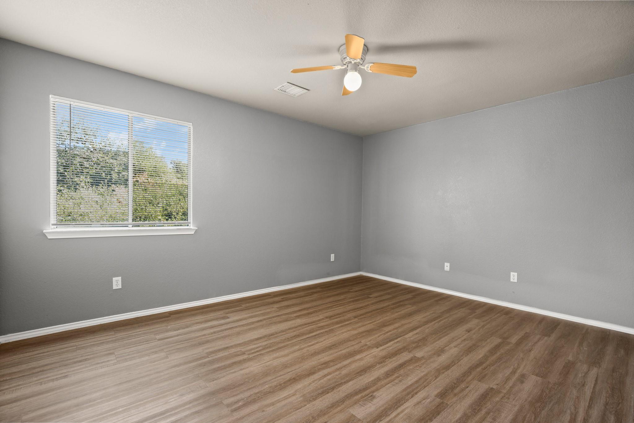 706 Johnny Bench Ct, Round Rock, TX 78665