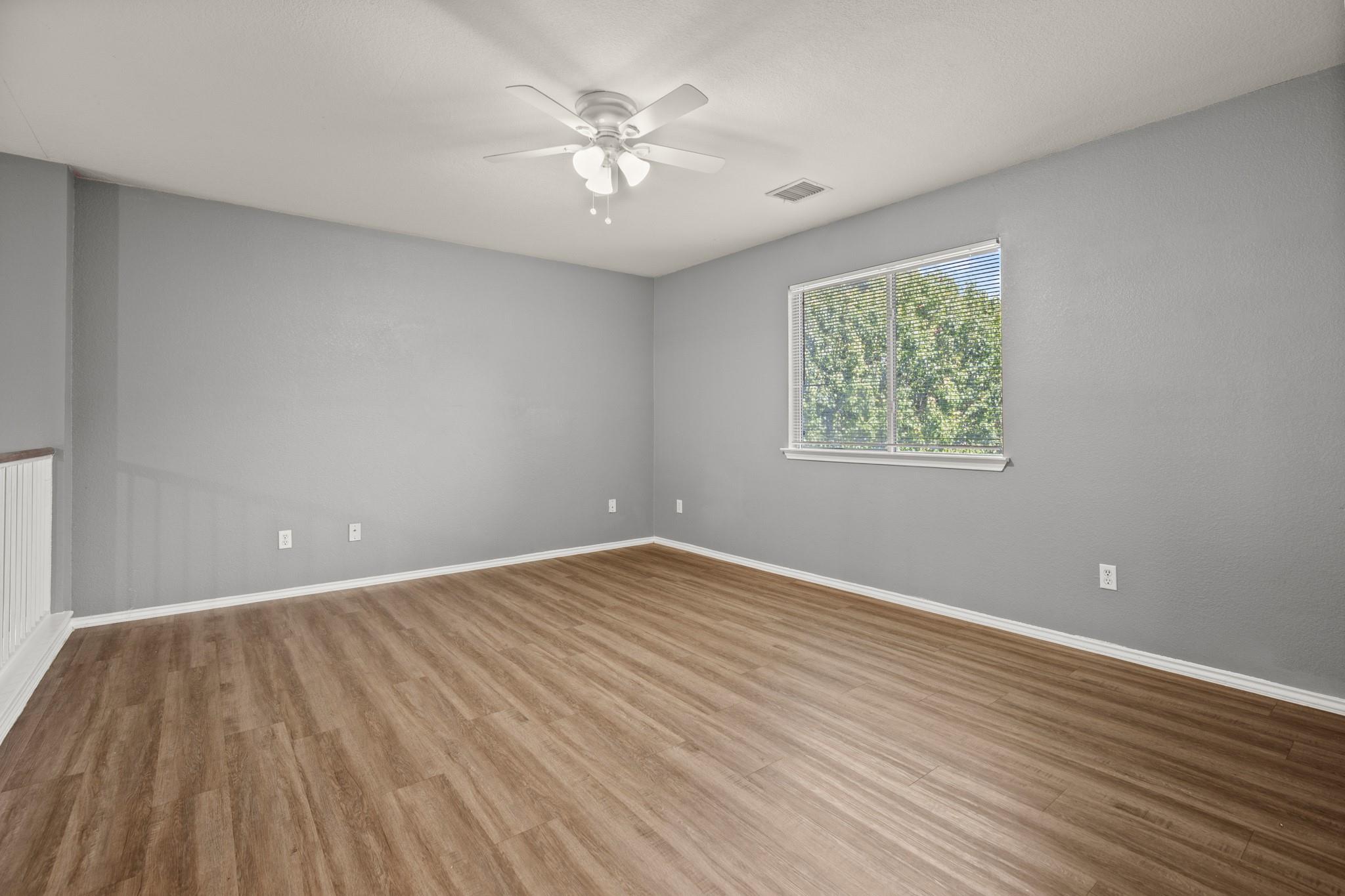 706 Johnny Bench Ct, Round Rock, TX 78665