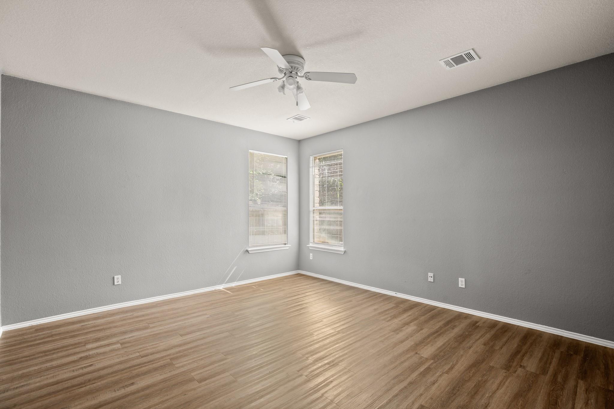 706 Johnny Bench Ct, Round Rock, TX 78665