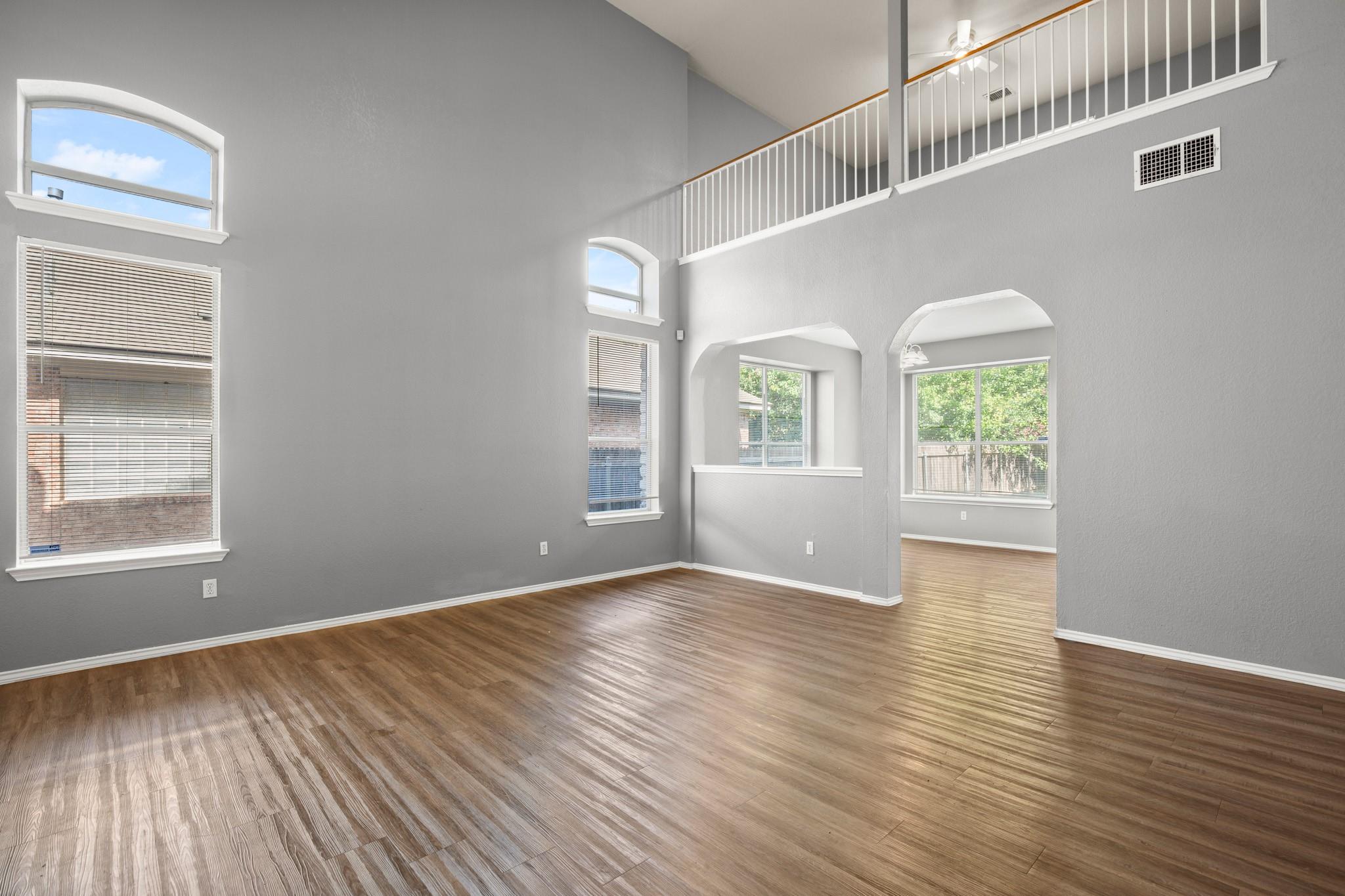 706 Johnny Bench Ct, Round Rock, TX 78665