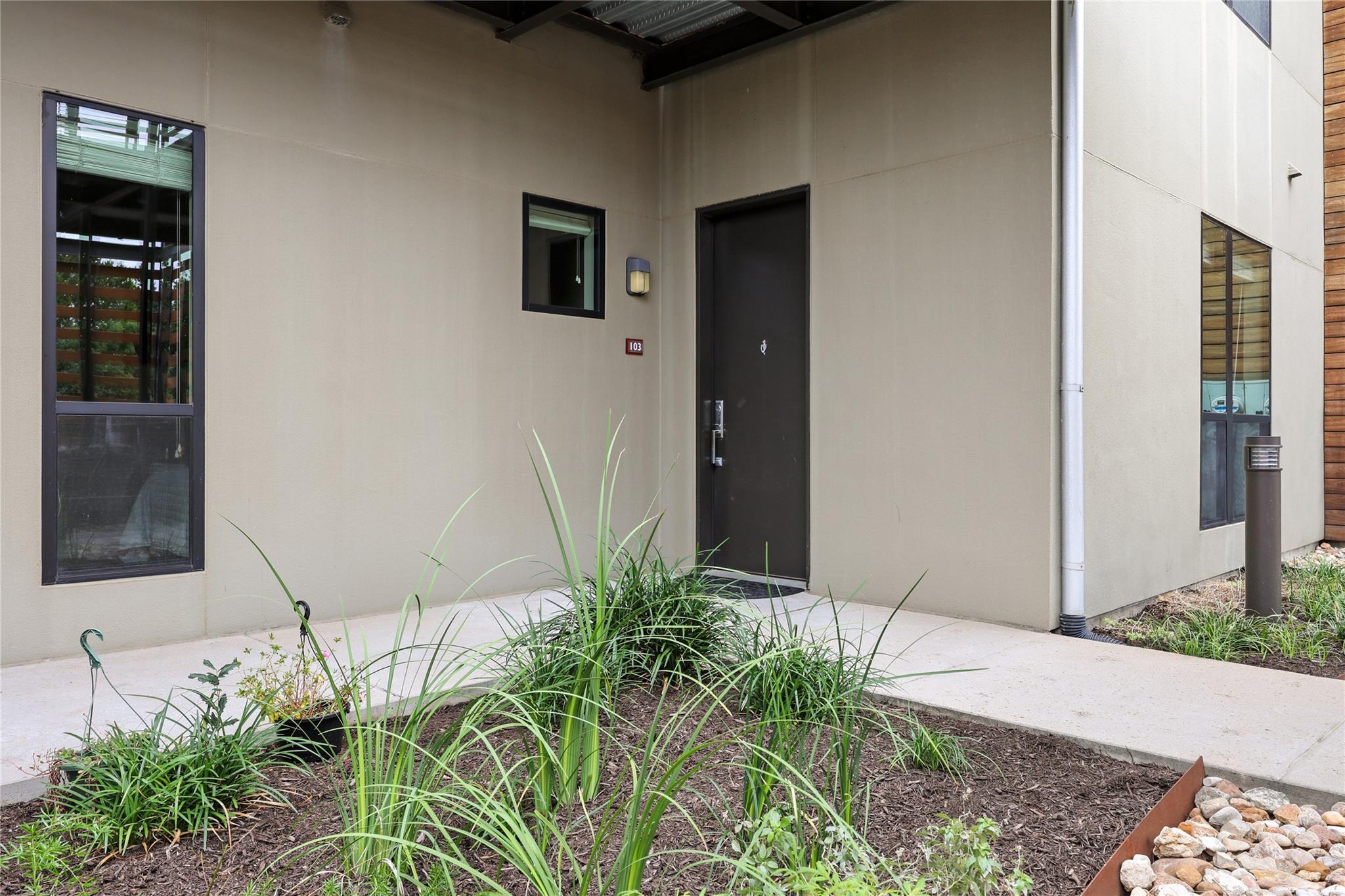 1101 Ivean Pearson Rd # B103, Lago Vista, TX 78645