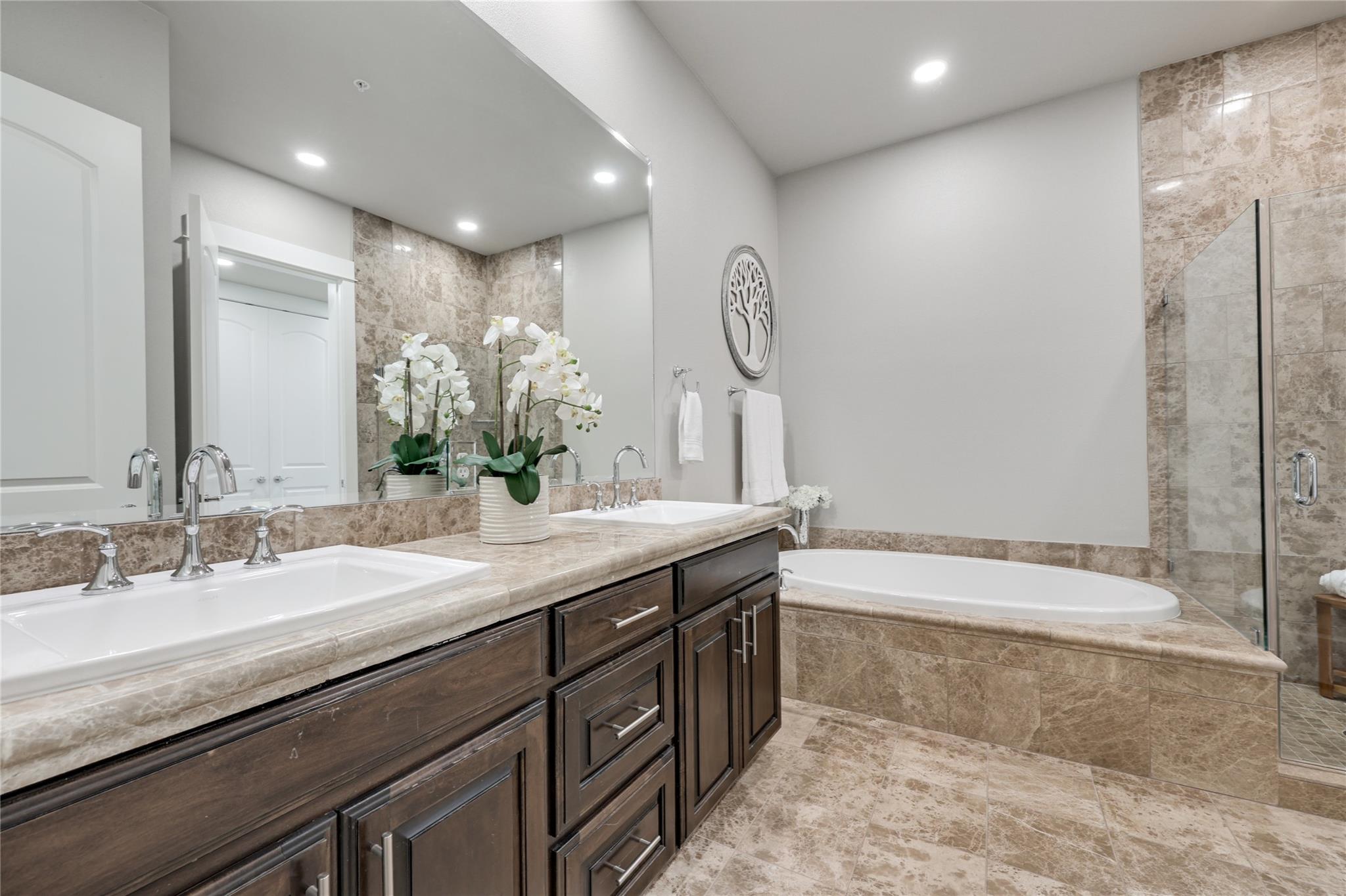 1101 Ivean Pearson Rd # B103, Lago Vista, TX 78645