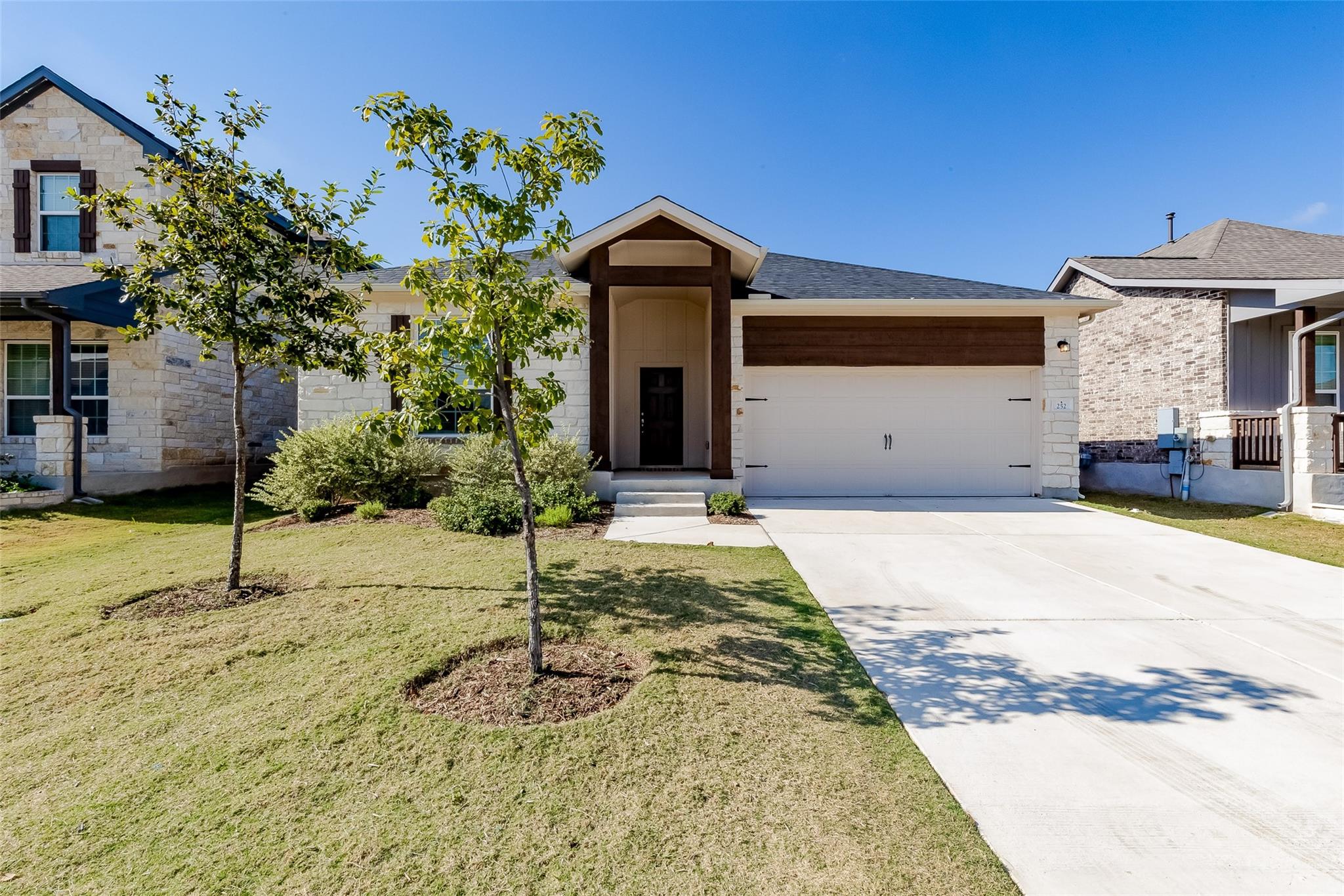 252 Clear Fork Dr, Liberty Hill, TX 78642