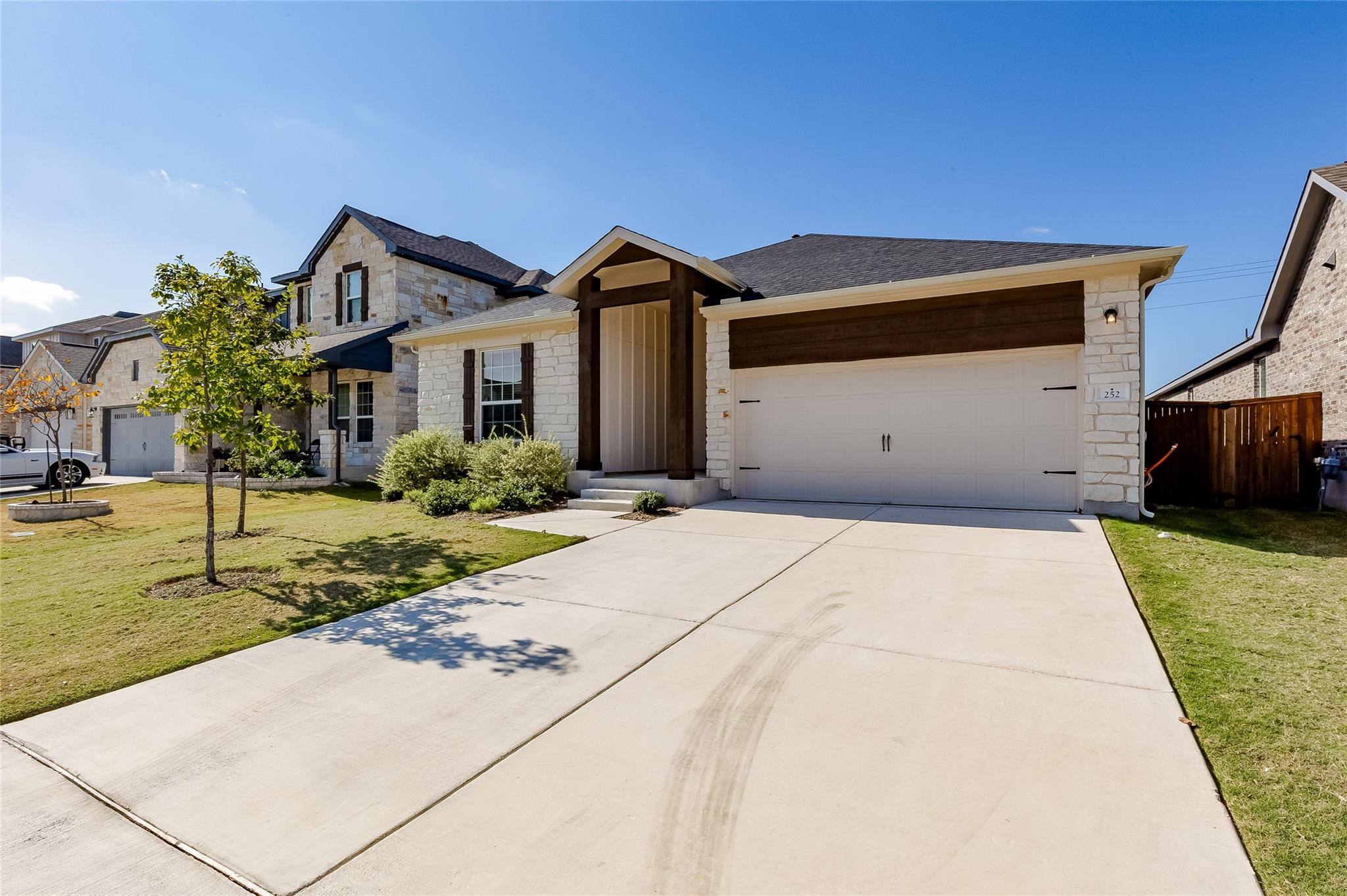252 Clear Fork Dr, Liberty Hill, TX 78642