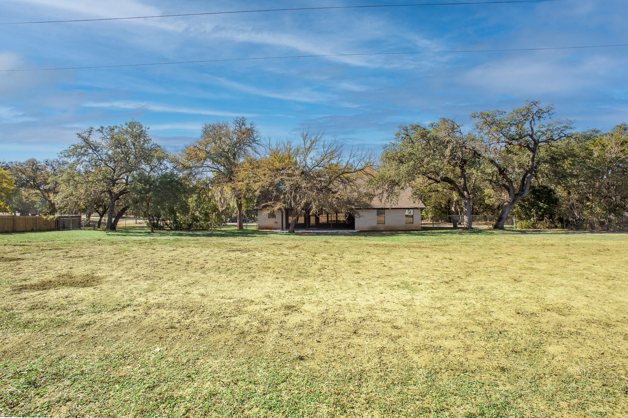 520 HUNTER RIDGE Rd, San Marcos, TX 78666