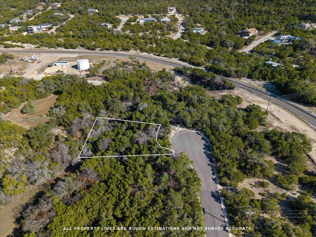 8310 Chestnut Cv, Lago Vista, TX 78645