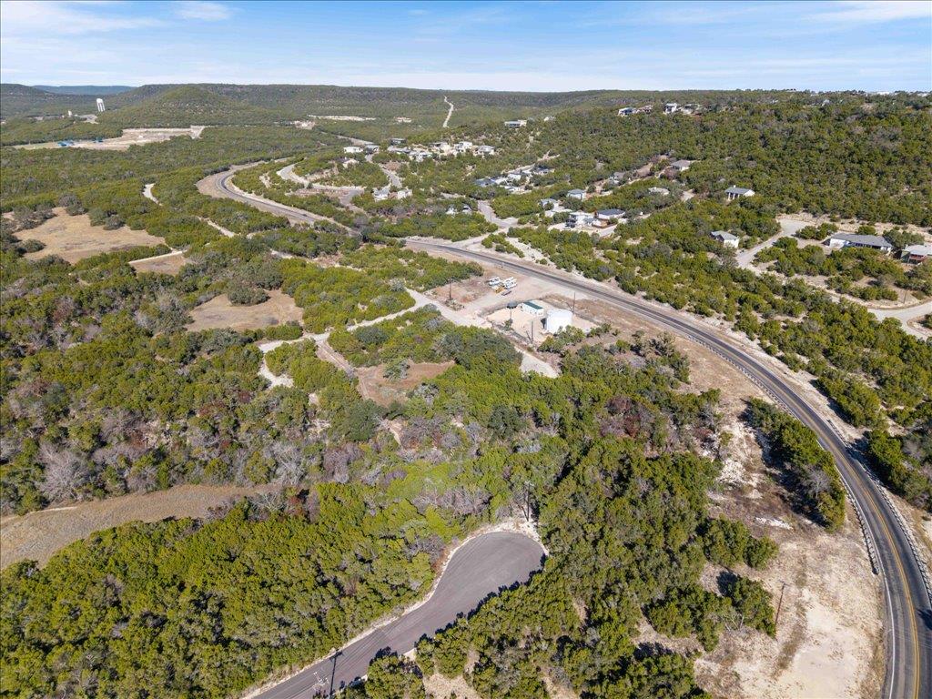 8310 Chestnut Cv, Lago Vista, TX 78645