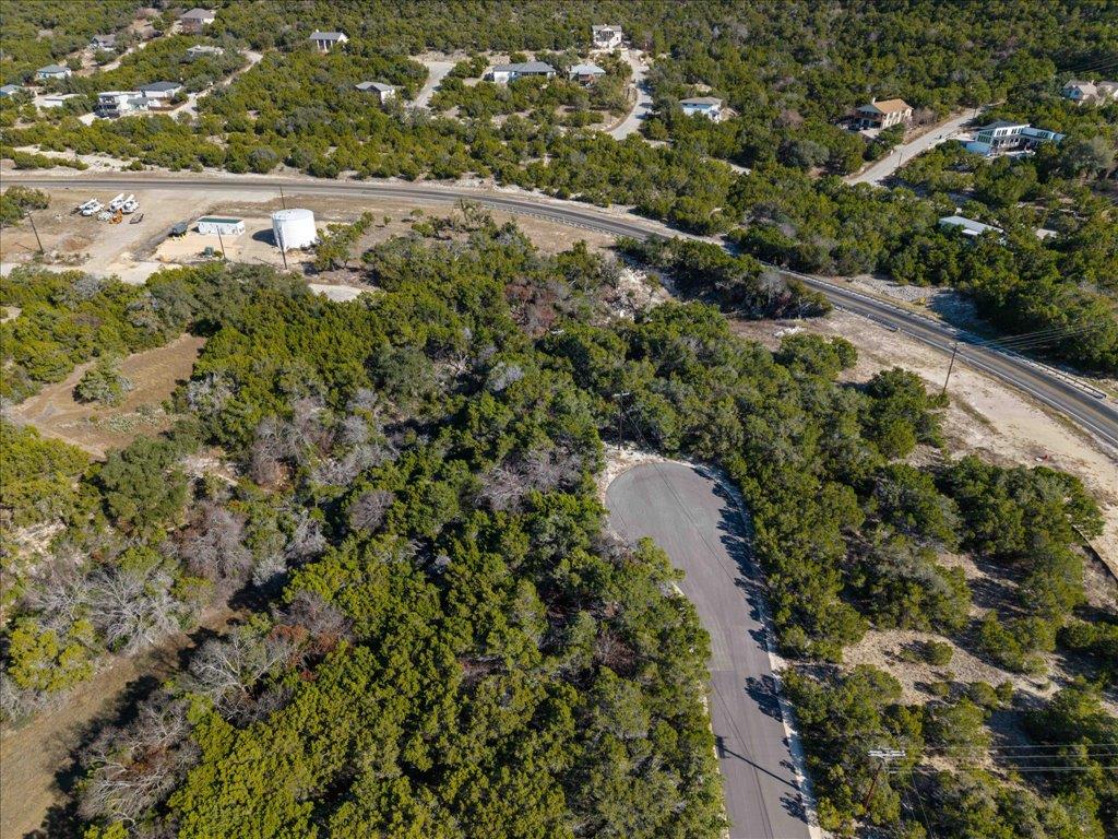 8310 Chestnut Cv, Lago Vista, TX 78645