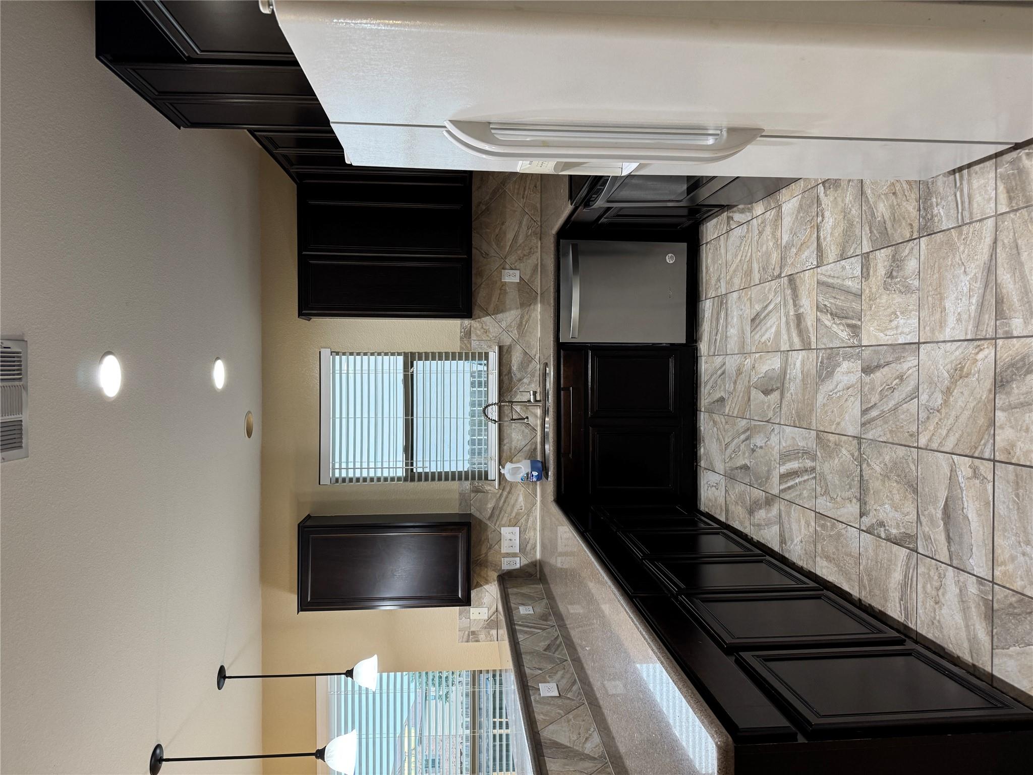 14709 Fairland Dr, Pflugerville, TX 78660