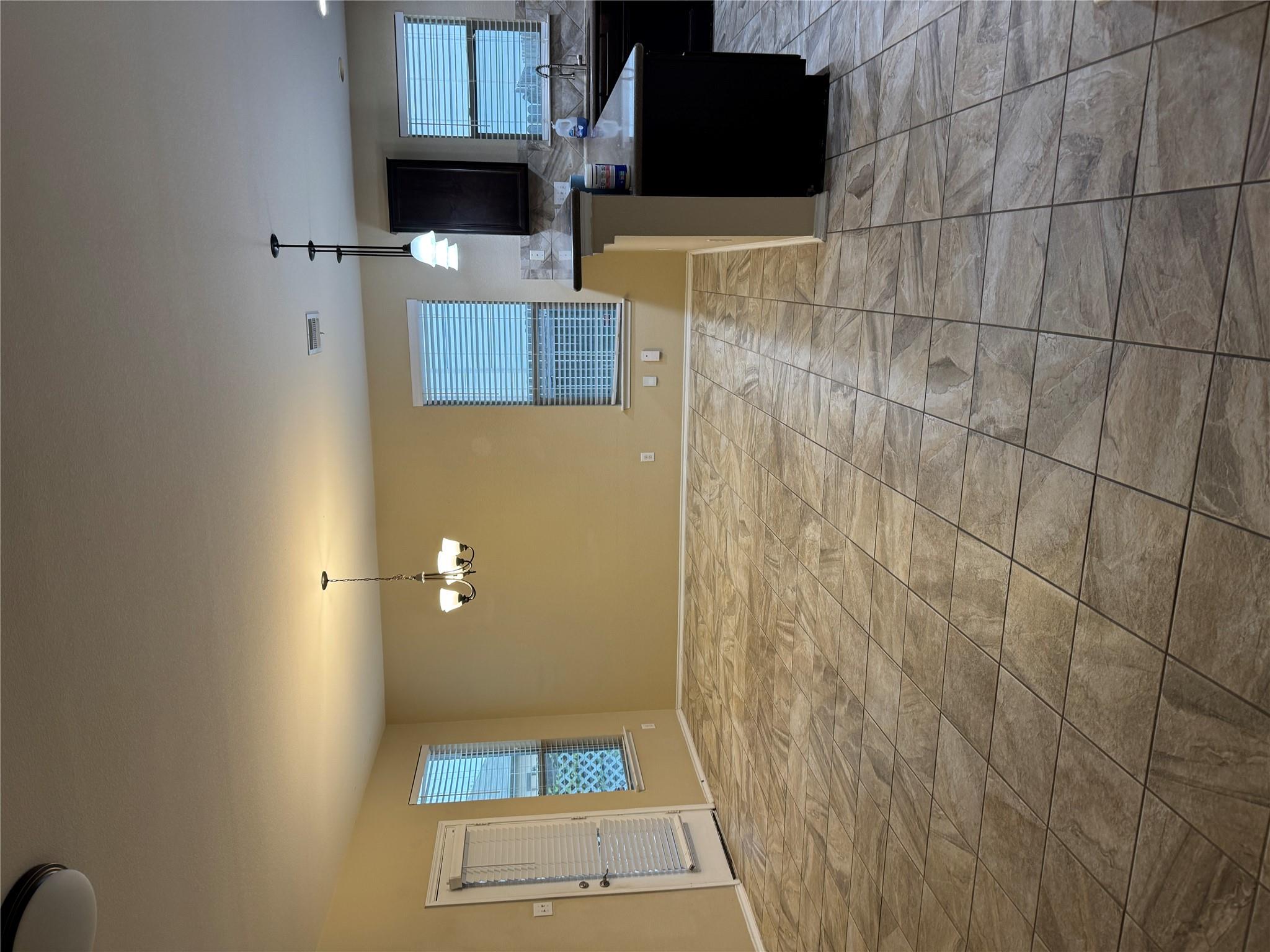 14709 Fairland Dr, Pflugerville, TX 78660