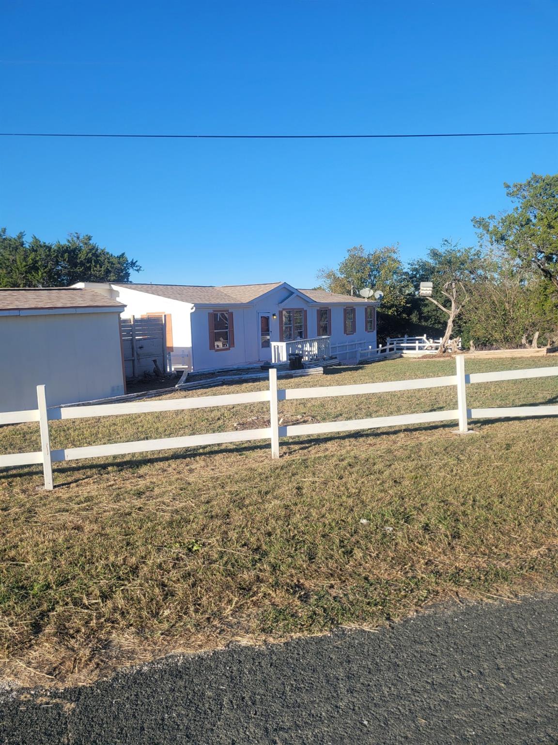 21702 Highclimb Ct, Leander, TX 78641