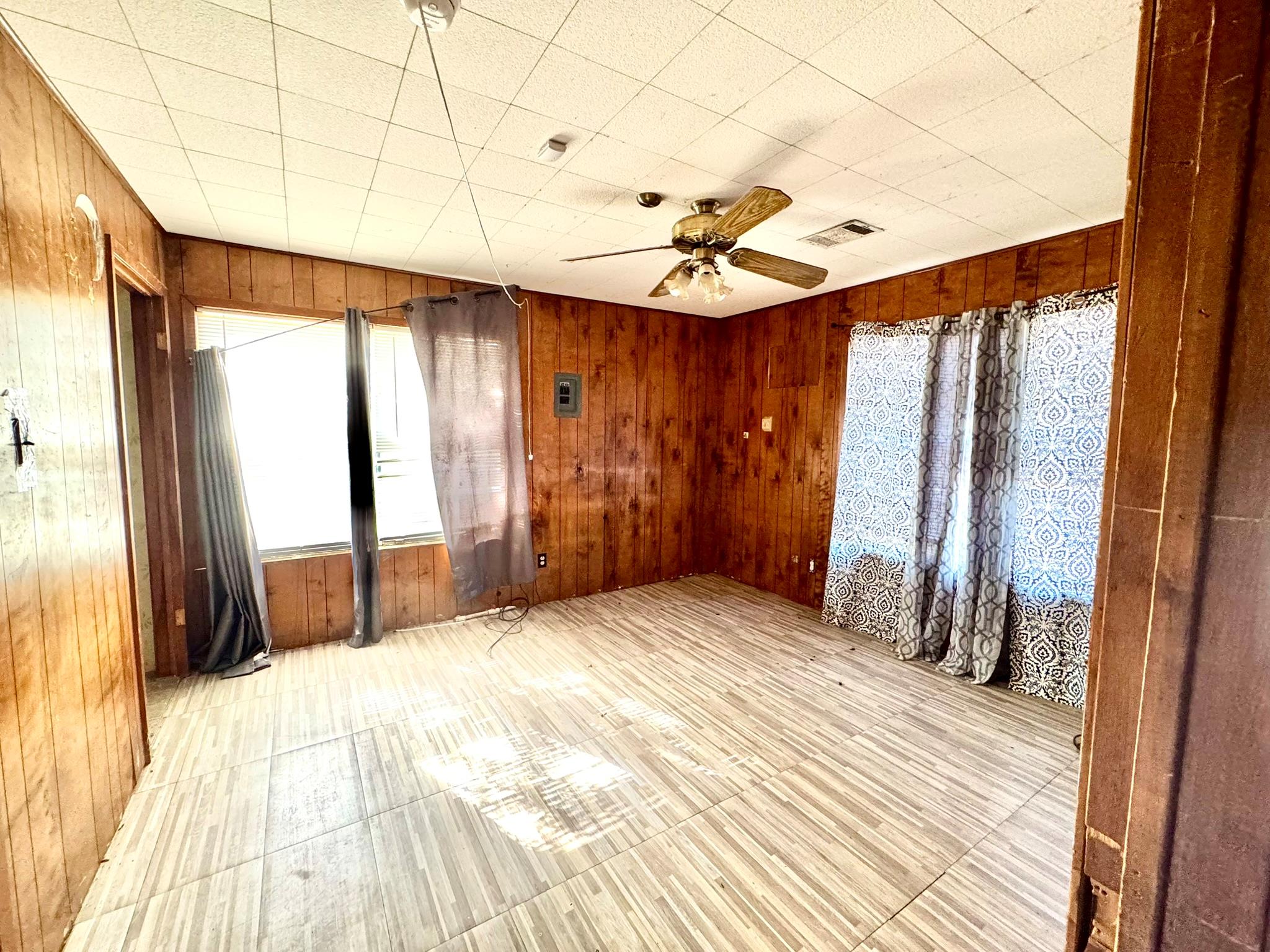 520 Munson St, Tow, TX 78672