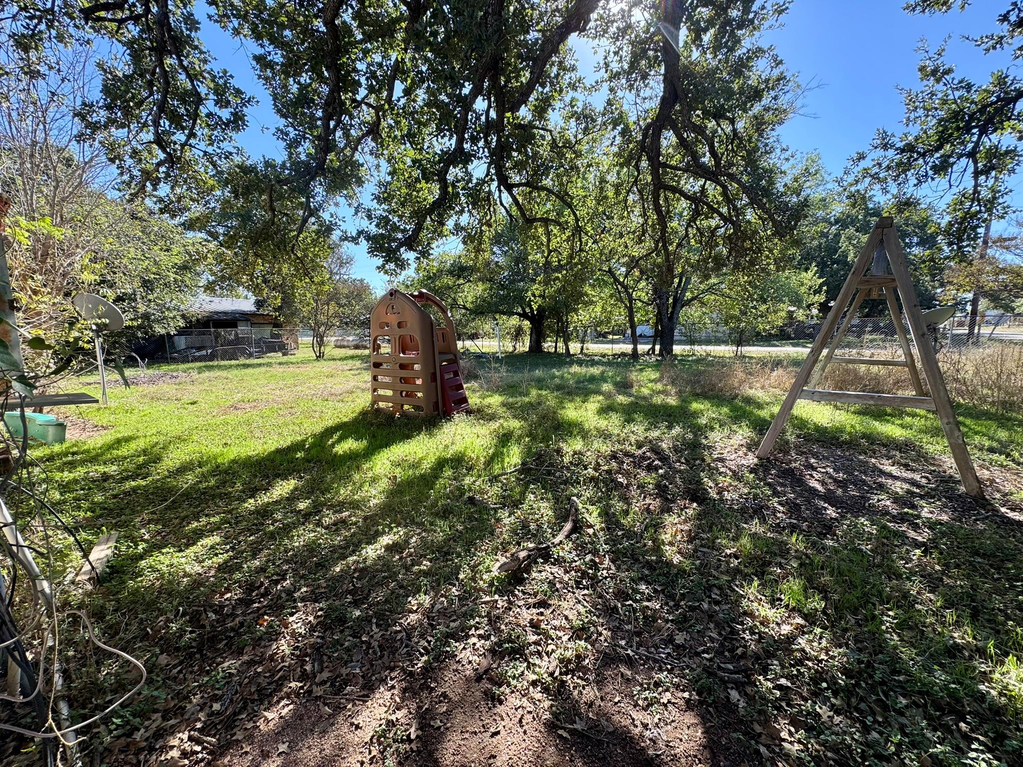 520 Munson St, Tow, TX 78672