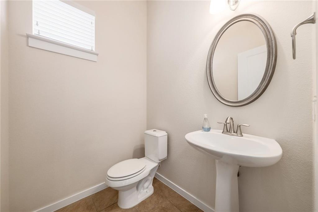 1925 Littlefield St, Austin, TX 78723