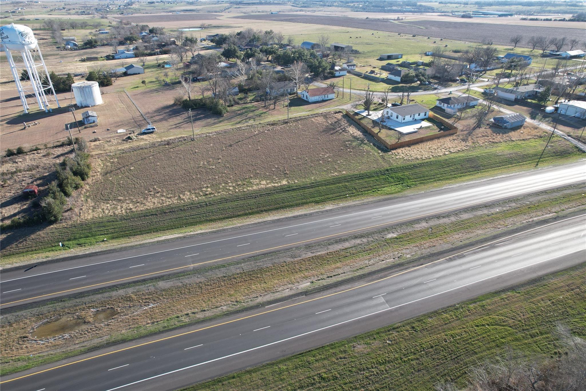 000 W. Carlos G. Parker Blvd., Taylor, TX 76574