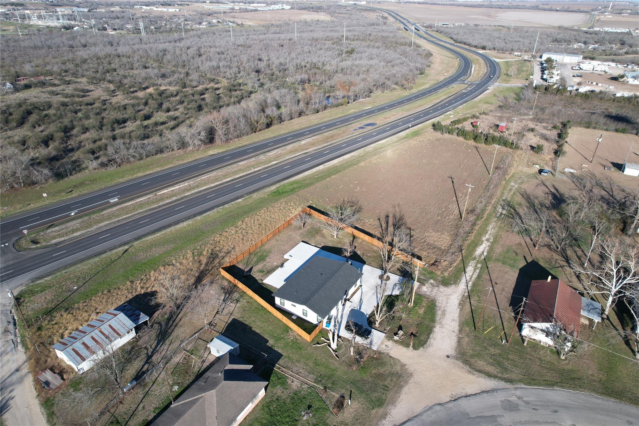 000 W. Carlos G. Parker Blvd., Taylor, TX 76574