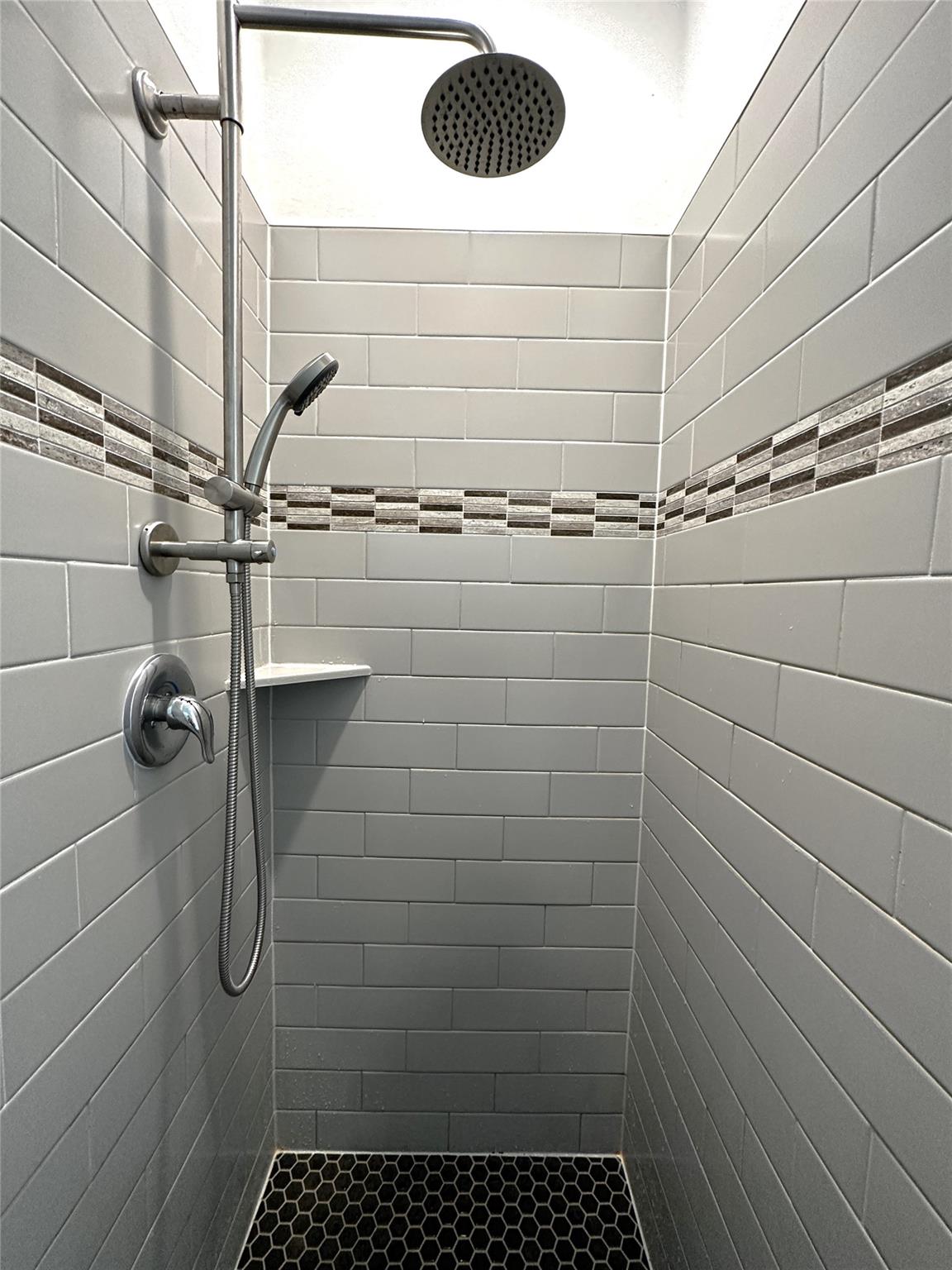 15502 Pewter Luster Cv, Del Valle, TX 78617