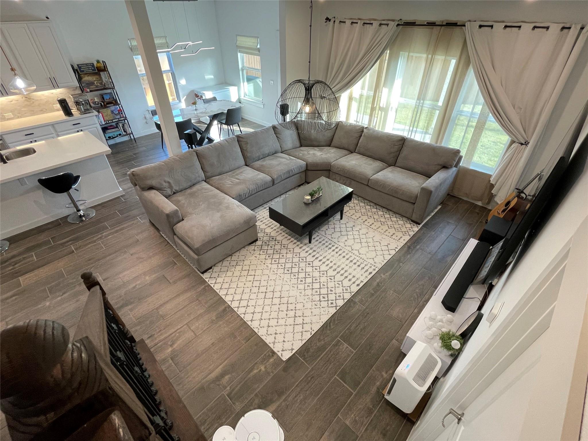 15502 Pewter Luster Cv, Del Valle, TX 78617