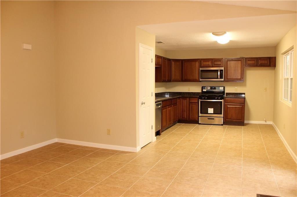 2409 Village Walk, Austin, TX 78744