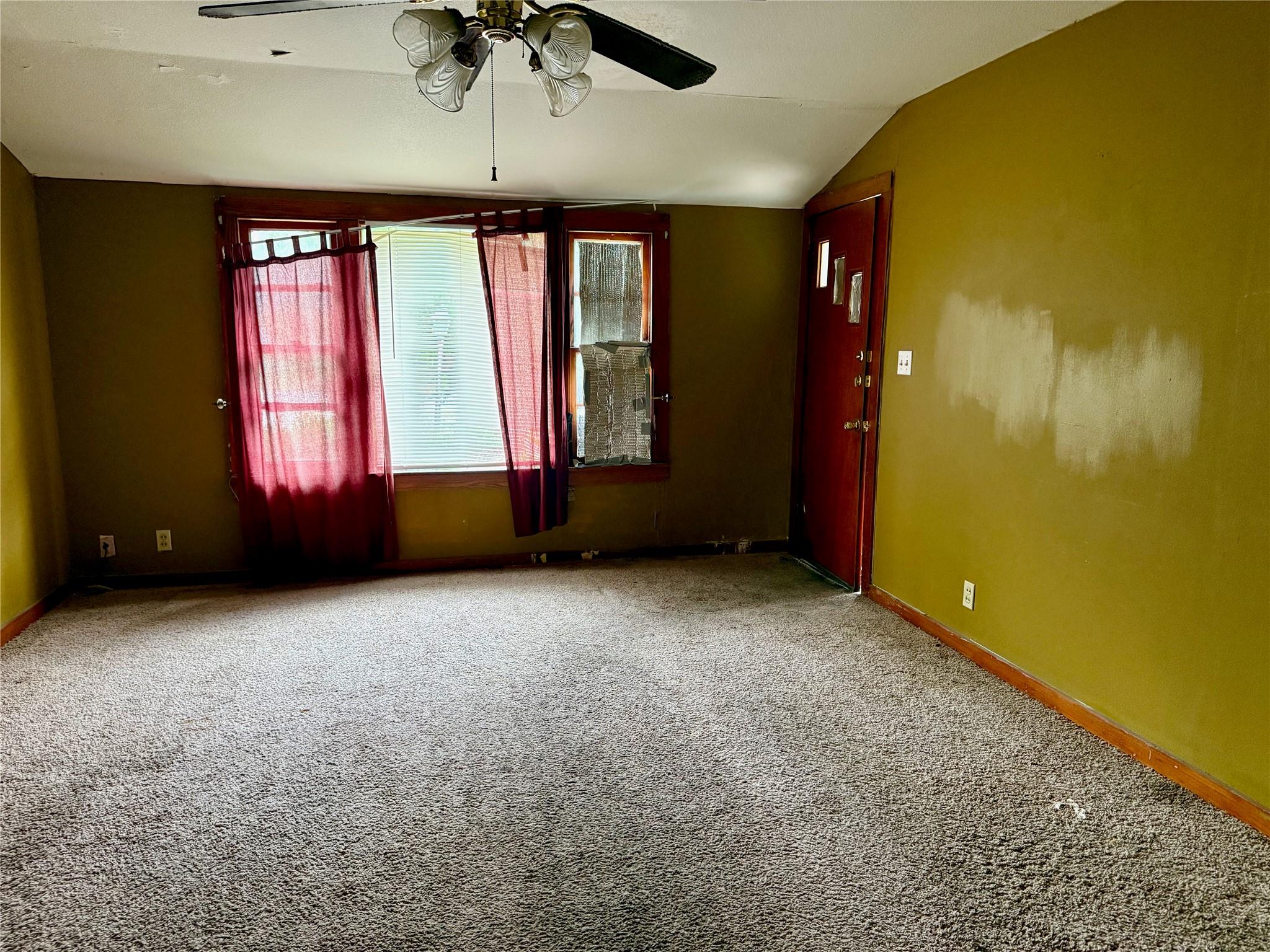 109 Selvera St, Kyle, TX 78640