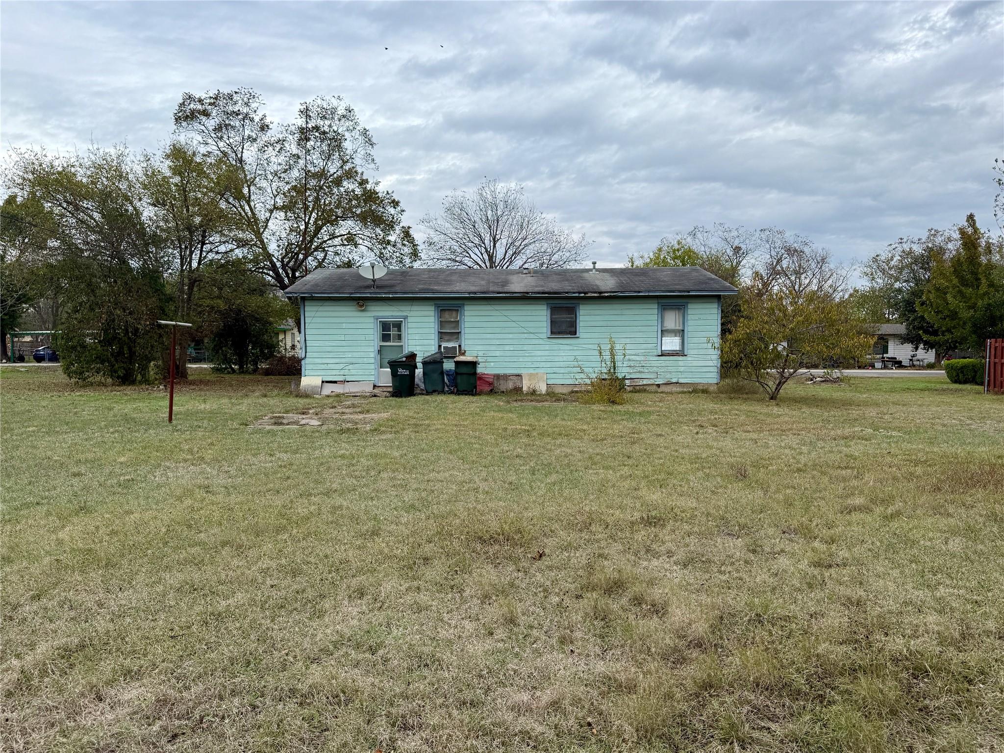 109 Selvera St, Kyle, TX 78640