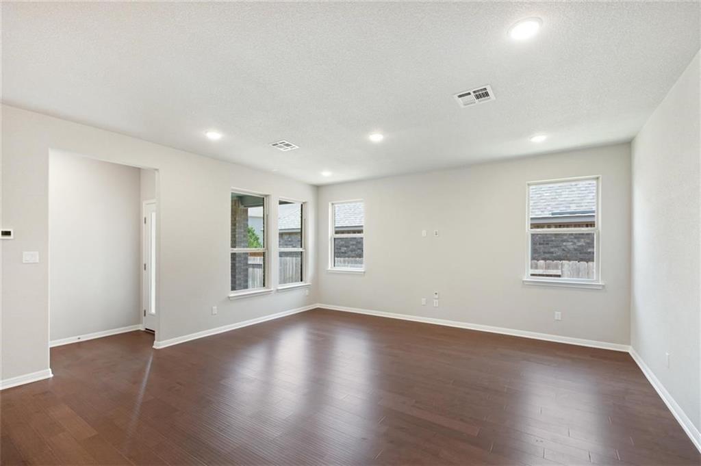 2608 Granite Hill Dr, Leander, TX 78641