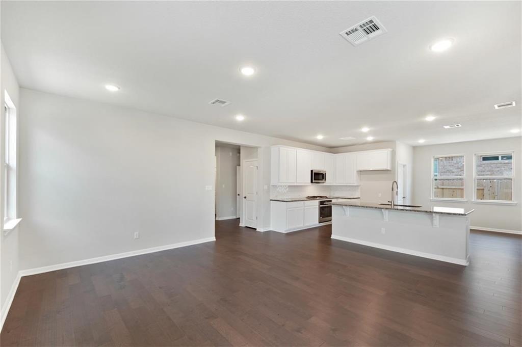 2608 Granite Hill Dr, Leander, TX 78641