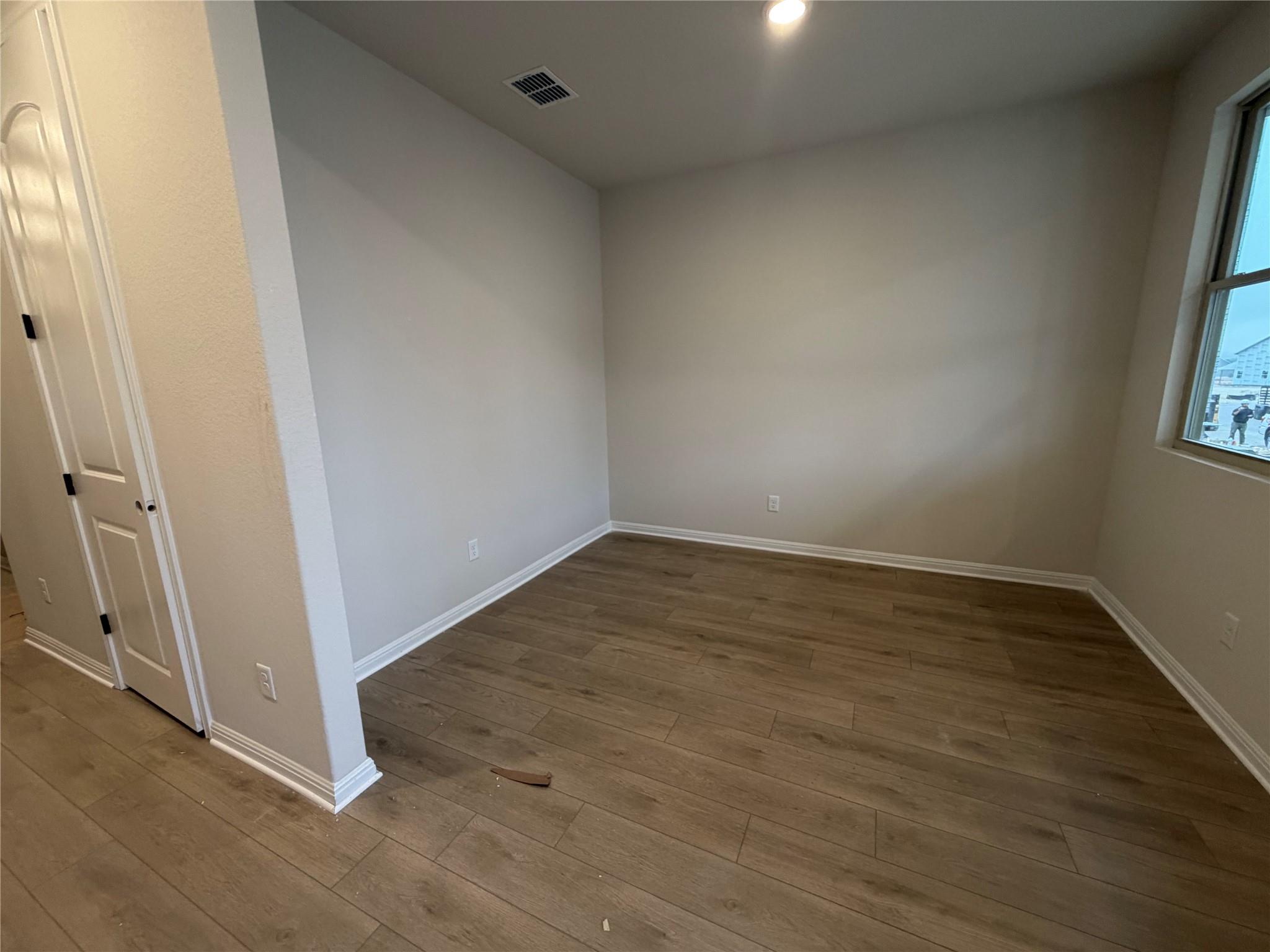 198 Crater Lake Dr, Dripping Springs, TX 78620