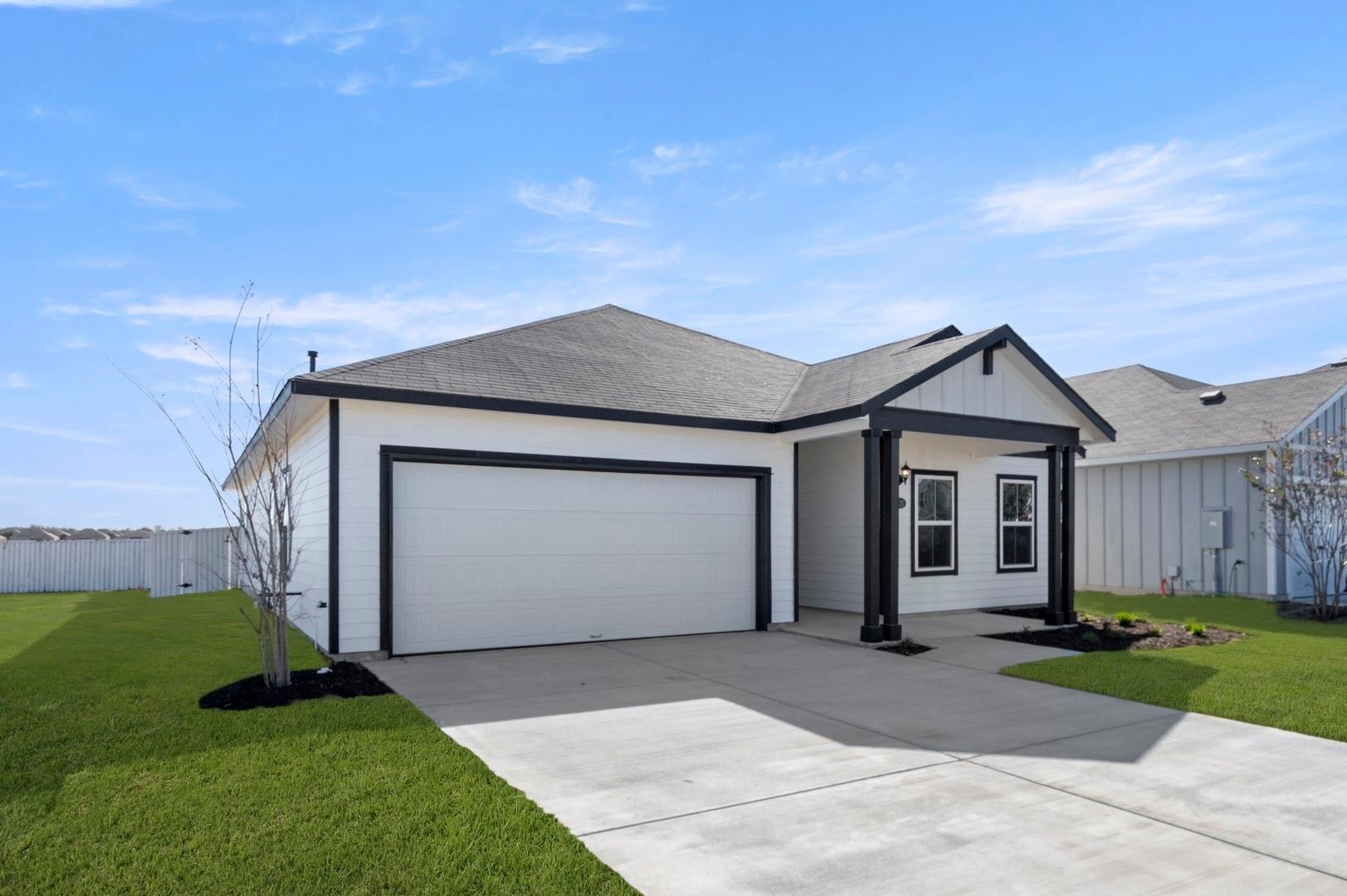 1220 Teychas Dr, Kyle, TX 78640