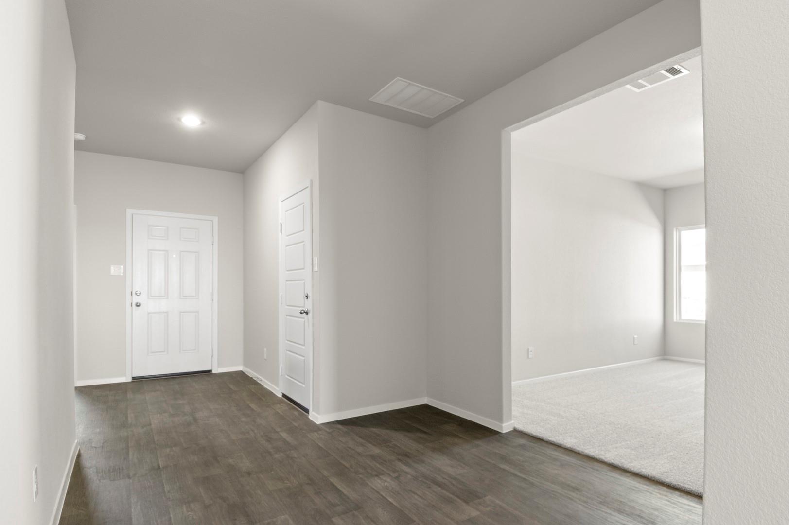 1220 Teychas Dr, Kyle, TX 78640