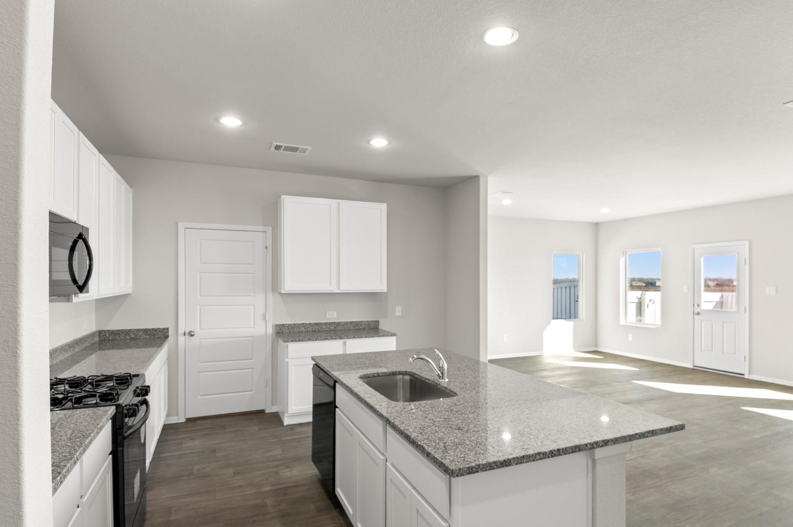 1220 Teychas Dr, Kyle, TX 78640