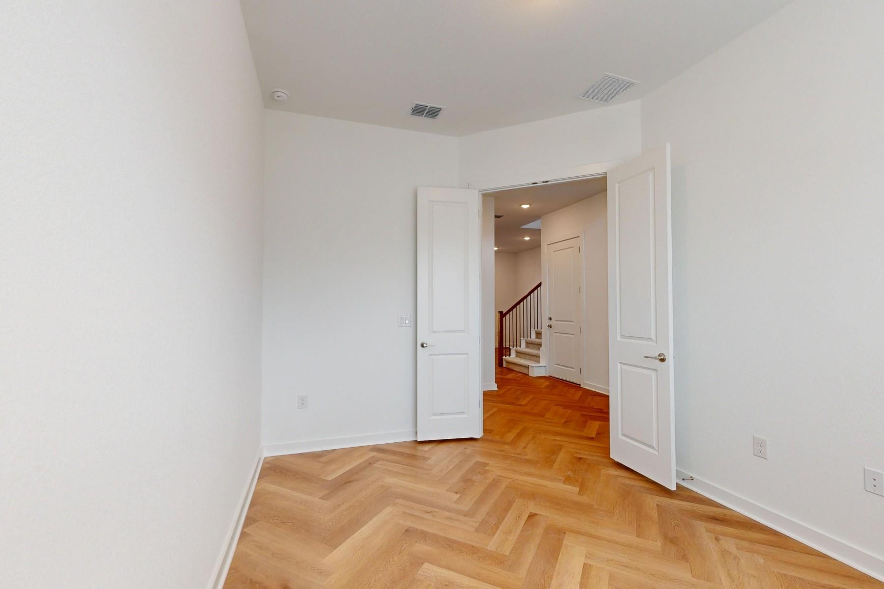 816 Boise Dr, Leander, TX 78641