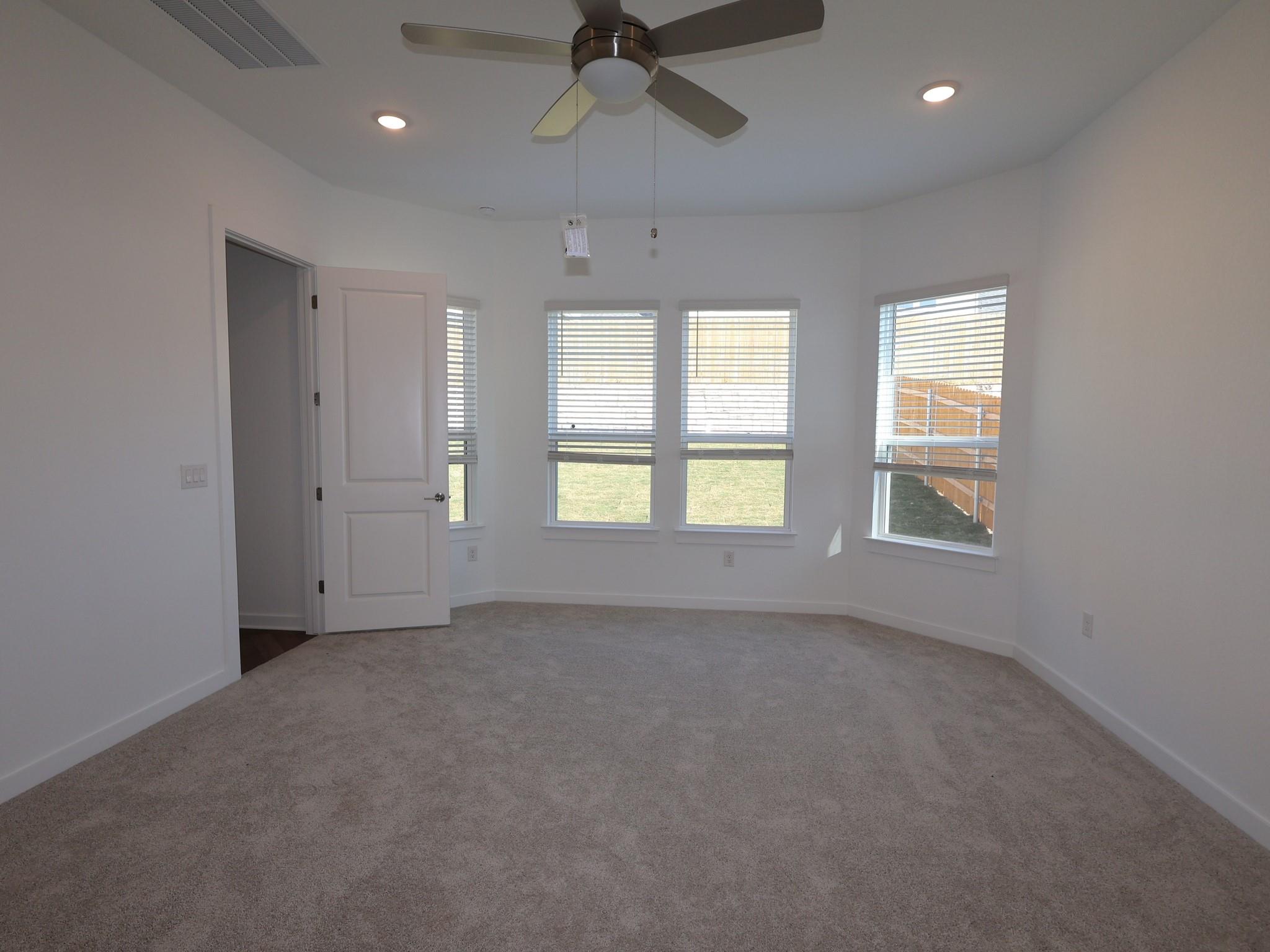 816 Boise Dr, Leander, TX 78641