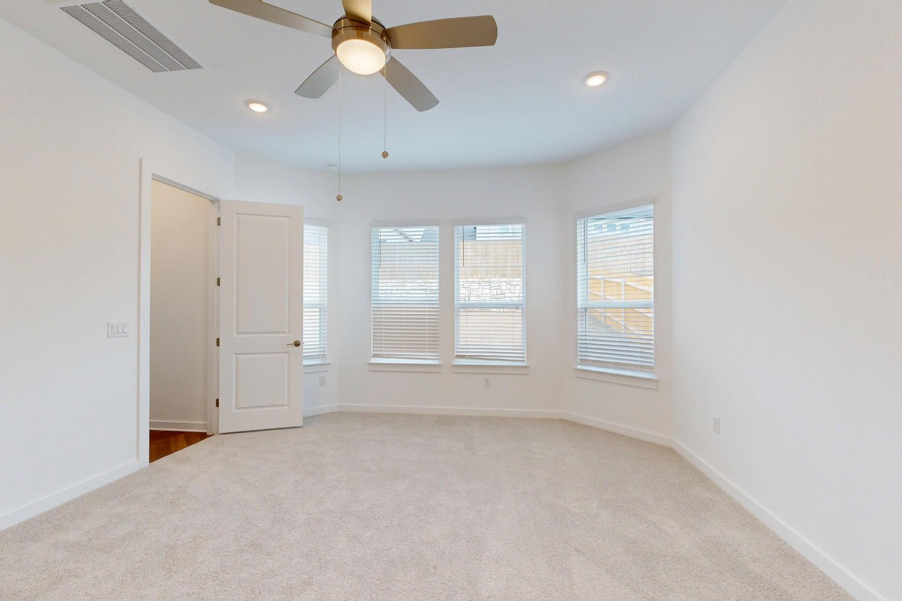 816 Boise Dr, Leander, TX 78641