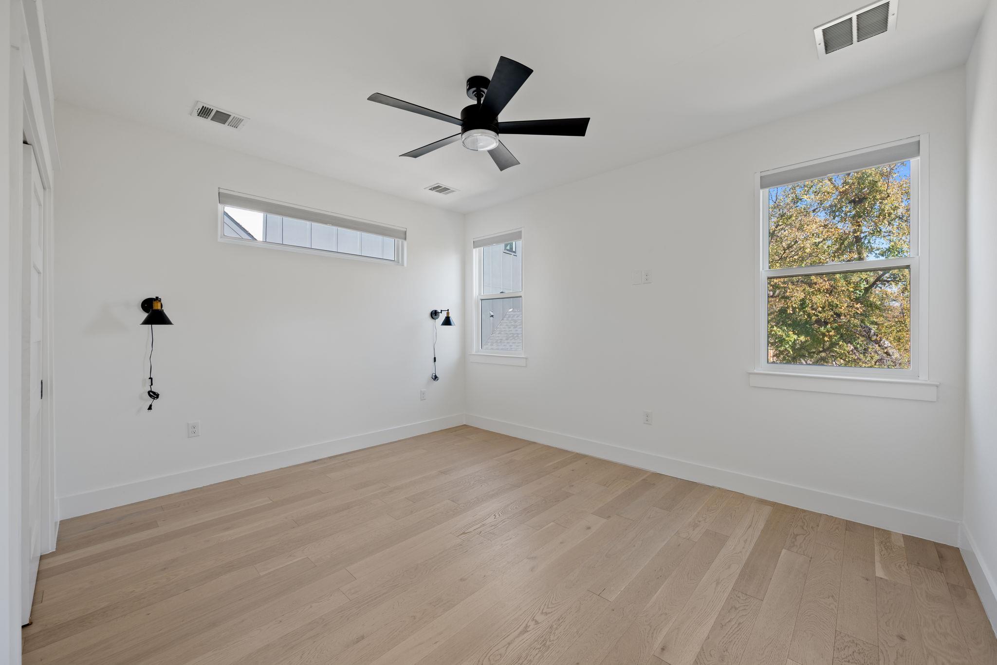 1511 Oak Heights Dr # 2, Austin, TX 78741