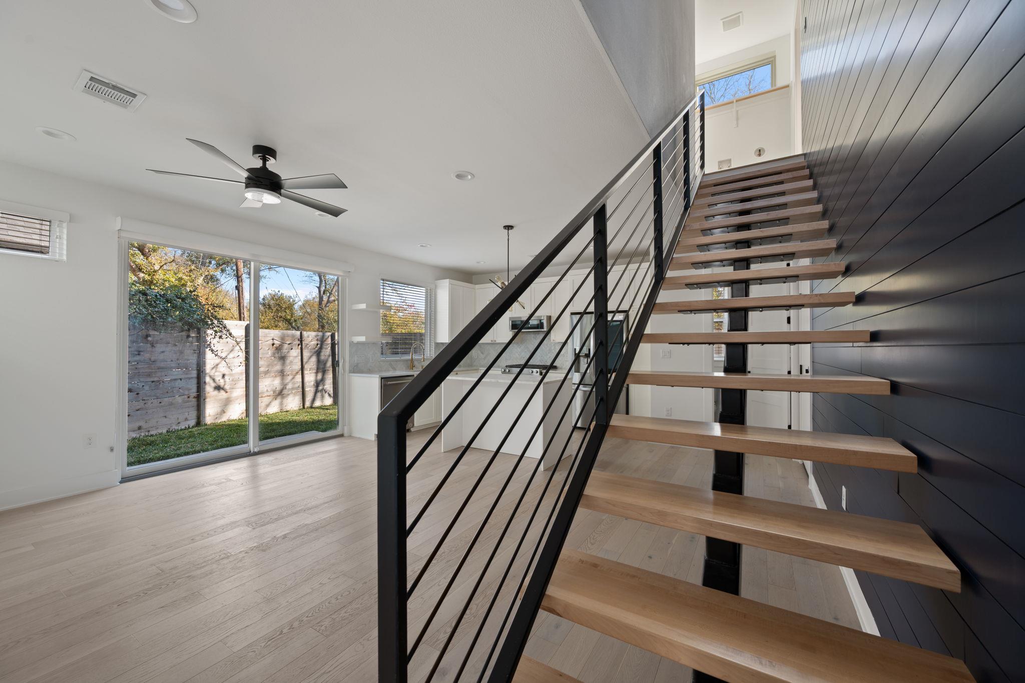 1511 Oak Heights Dr # 2, Austin, TX 78741