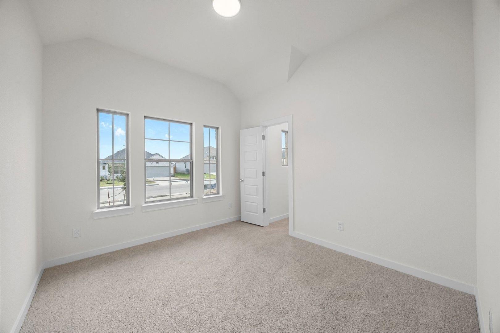 109 Divisadero Dr, Hutto, TX 78634