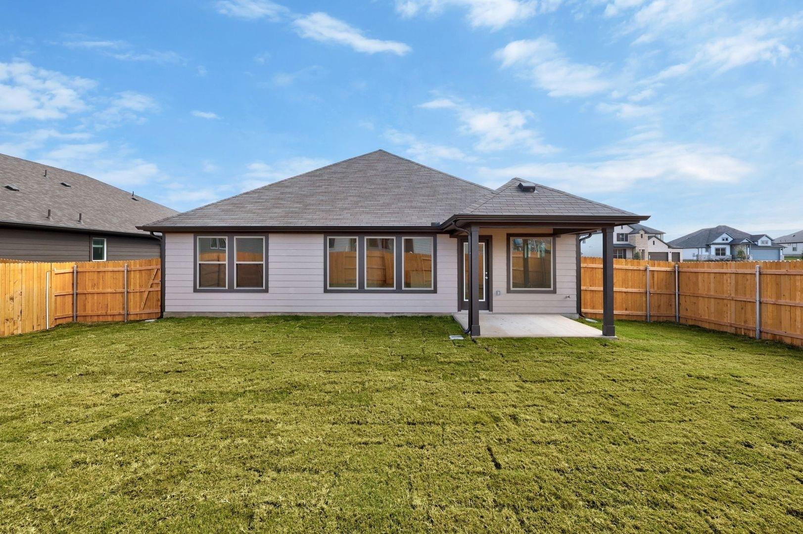 109 Divisadero Dr, Hutto, TX 78634